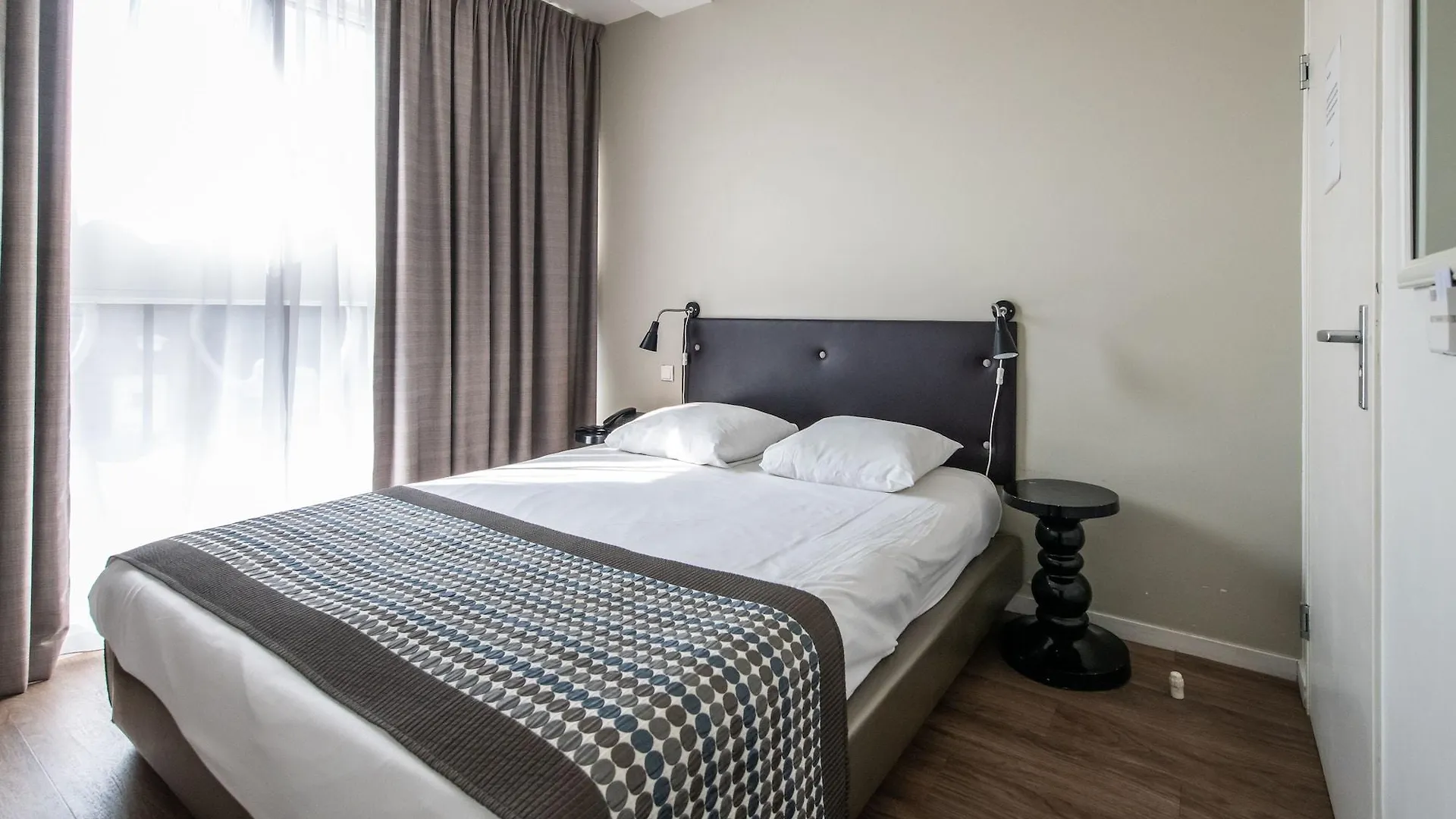 Acostar Hotel Amsterdam 2*,